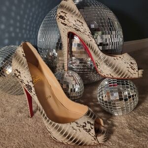 Christian Louboutin Roccia 120 Peep Toe Size 39